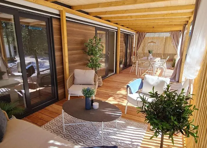 Dom wakacyjny Olive Mobile Biograd Na Moru