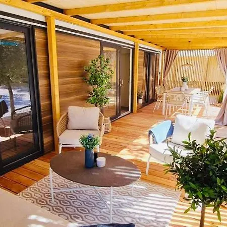 Olive Mobile Holiday home *