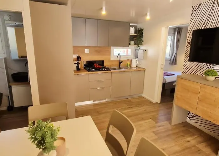 Olive Mobile Биоград-на-Мору