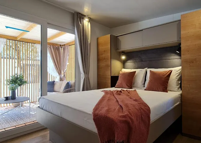 Olive Mobile Vakantiehuis Biograd Na Moru